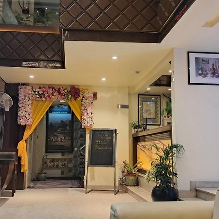 Hotel Opulence Pathankot Luaran gambar