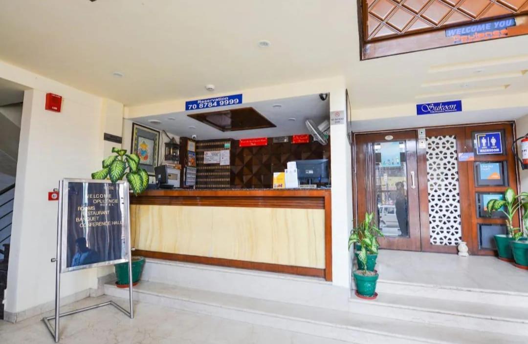 Hotel Opulence Pathankot Luaran gambar